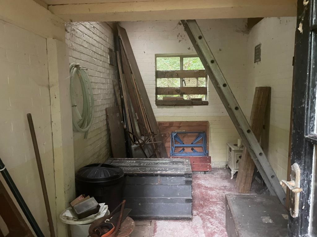 Lot: 14 - LAND AND BUILDING WITH POTENTIAL - Internal view wirh window and ladder